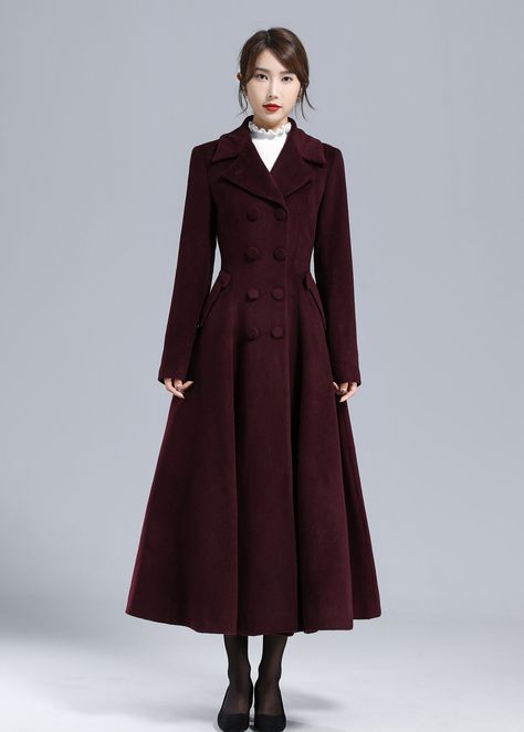 Long Womens Coat Winter, Dark Academia Coat, Burgundy Coat Outfit, Wool Trench Coat Women, Burgundy Coat, Soviet Fashion, Long Winter Coats Women, Mode Mantel, Thanksgiving Outfit Women