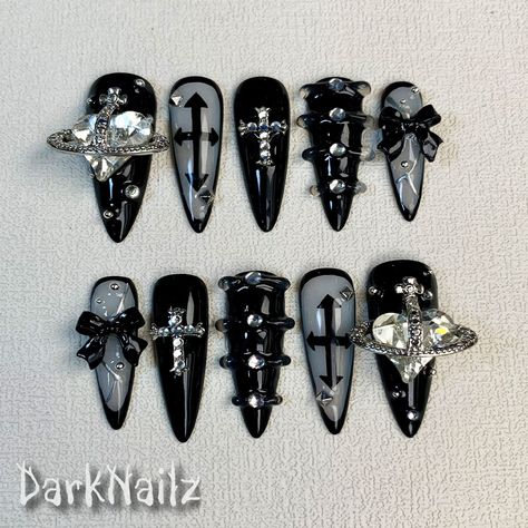 Custom Black Crosses Press On Nails, Gothic Punk Rock Nails, Ribbons Goth Dark Y2K Jesus Christ Press On Nails bring a touch of nostalgia and futuristic style to your fingertips. With a wide range of colors, designs, and finishes, these press on nails allow you to express your individuality and stay on top of the latest trends. Whether you prefer bold and vibrant shades or subtle and sophisticated designs, DarkNailz press on nails offer endless possibilities for creating your desired look. [PLEA Black Alternative Nails, Goth Y2k Nails, Gothic Nails Square, Crosses Nails, Black Cross Nails, Black Emo Nails, Dark Colored Nails, Dark Aesthetic Nails, Punk Rock Nails