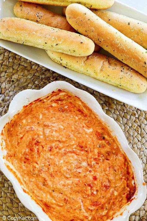 Shrimp And Crab Dip, Baked Seafood, Canned Crab Meat, Crab Appetizer, Seafood Dip, Olive Garden Recipes, Seafood Bake, Asiago Cheese, Delicious Appetizer Recipes