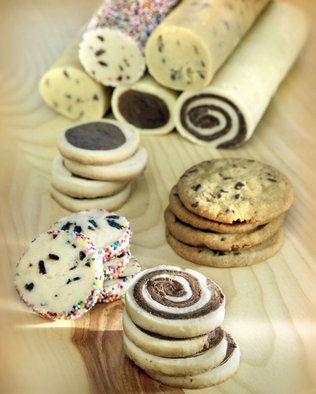 Freezer Cookies Recipes, Freezer Cookies, Refrigerator Cookies, Refrigerated Cookie Dough, Icebox Cookies, Frozen Cookies, Yummy Sweets, Sweets Treats, Dessert Bars