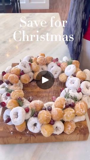 5K views · 51 reactions | Look at this!🤩 C: mackenziebiehl #christmas #xmas #decor #decoration #christmasdecor #snowman #snow #Love #food #bestofchristmass | Bestofchristmas Christmas Party Potluck, Donut Wreath, Christmas Morning Recipes, Bbq Party Food, Snow Love, Wreath For Christmas, Christmas Donuts, Powdered Donuts, Donut Dessert