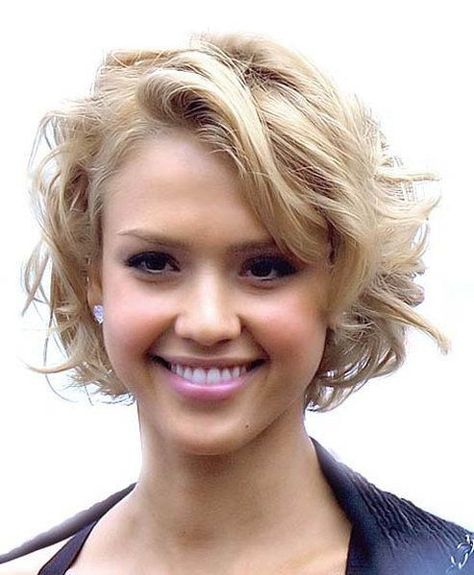 Short Curly Hair Wavy Bob Medium Length, Short Wavy Hairstyles For Women, Short Wavy Haircuts, Haircuts Ideas, Thick Wavy Hair, Wavy Bob, Wavy Haircuts, Thick Curly Hair, Short Hairstyles For Thick Hair