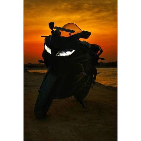 R15 V3 Wallpaper Black Hd, V3 R15 Black, Rc Bike, Bike Night Ride Snapchat, Bike Pose, R15 Yamaha, Biker Boy, R15 V3, Yamaha R15