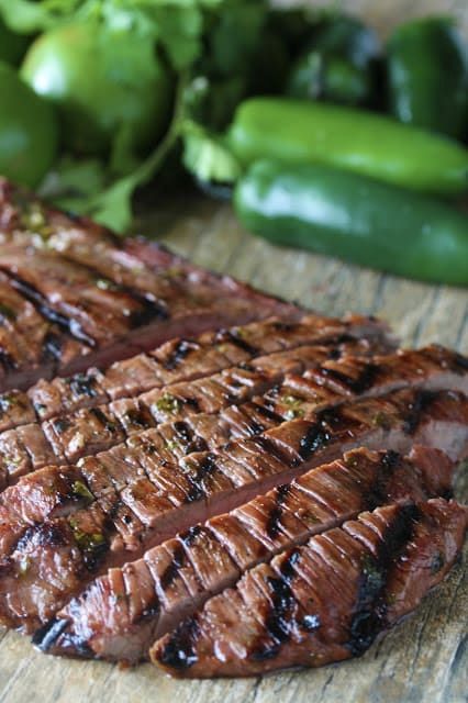 Authentic Carne Asada Recipe, Authentic Carne Asada, Asada Marinade, Carne Asada Recipes, Chef Boyardee, Marinated Flank Steak, Hispanic Food, Skirt Steak, Flank Steak