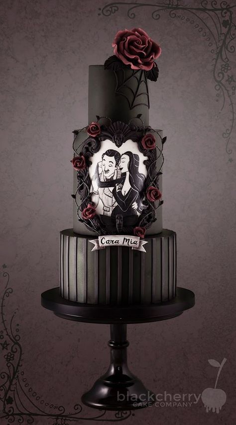 Morticia And Gomez Wedding, Gomez And Morticia Wedding, The Addams Family Cake, Addams Family Wedding Cake, Addams Family Cake Ideas, Addams Family Desserts, Adams Family Wedding, Addams Family Birthday Cake, Spooky Wedding Cake