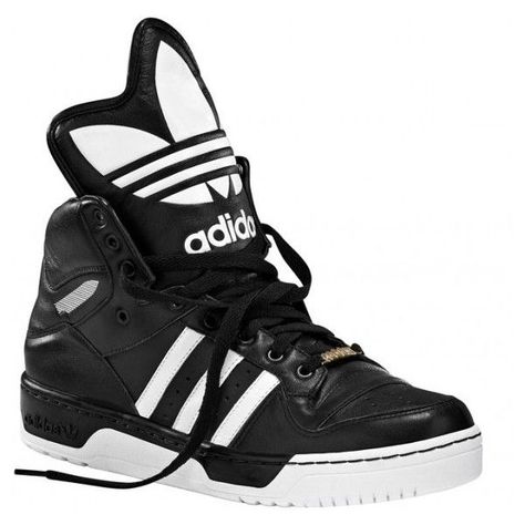 Lil’ Wayne in Adidas x Jeremy Scott Metro High UpscaleHype ❤ liked on Polyvore featuring shoes, sneakers, adidas, flats, adidas flats, adidas shoes, adidas trainers and flat heel shoes Jeremy Scott Adidas, Adidas Gucci, Adidas Cap, Adidas High Tops, Adidas High, High Tops Sneakers, Adidas Sneaker, Jeremy Scott, Unique Shoes