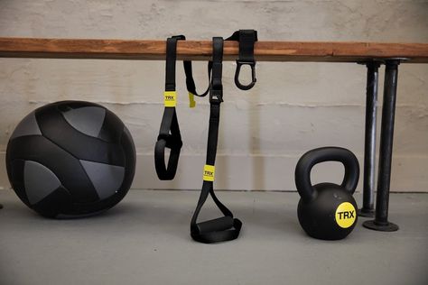 Trx Home Gym, Workouts Home, Trx Suspension Training, Trx Training, Train Kit, Suspension Trainer, Workout List, Suspension Training, Advanced Workout