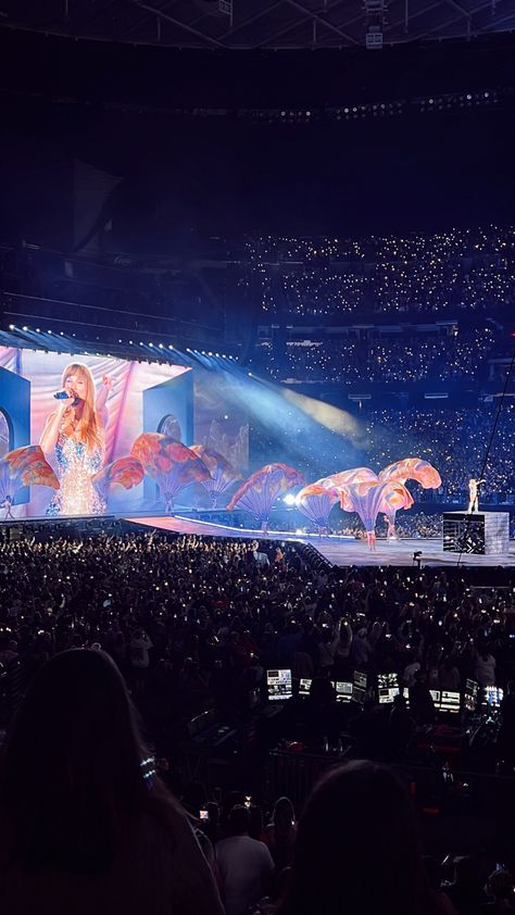 Taylor Swift Concert Aesthetic Eras Tour, Taylor Eras Tour Wallpaper, Eras Tour Mood Board, Eras Tour Stockholm, Taylor Swift Concert Pics, Taylor Lover Era, Music Industry Aesthetic, Taylor Swift Concert Aesthetic, Eras Tour Pictures