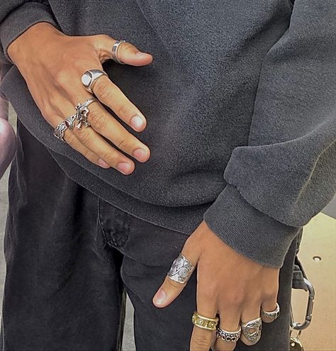 Men Ring Stack, Multiple Rings On Hand Men, Guy With Rings, Mens Chunky Rings, Masc Jewelry Aesthetic, Masc Rings For Women, Guys Rings Aesthetic, Silver Rings Aesthetic Men, Rings Masc