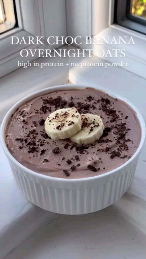 "GET The Complete Plant Based Cookbook - Over 200+ Delicious Vegan Recipes Including 30-day Meal Plans" =>> LINK IN BIO 🔗… | Instagram Chocolate Banana Overnight Oats, Oats Water, Dark Chocolate Banana, Oat Recipes Healthy, Banana Overnight Oats, Resep Diet, Makanan Diet, High Protein Breakfast, Think Food