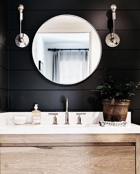 Retreat Bathroom, Black Shiplap, Downstairs Bathroom Ideas, Cottage Style Bathrooms, Bathroom Niche, Greige Design, Walk In Shower Designs, Sea Change