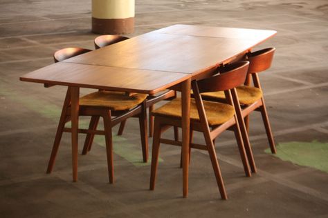 Appealing Skovmand Andersen Danish Midcentury Modern Expandable Teak Dining Table for Moreddi (Denmark, 1960s) | by Kennyk@k2modern.com 1970s Dining Table, Asian Dining Room, Mcm Dining Table, Danish Modern Dining Table, Mcm Table, Danish Teak Furniture, Danish Teak Dining Table, 1970’s Kitchen Table And Chairs, Midcentury Modern Dining Table