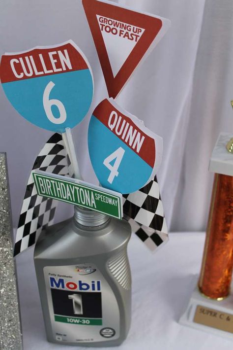 Racecar Birthday Centerpiece, Nascar Centerpiece Ideas, Race Car Table Decorations, Racing Centerpiece Ideas, Car Theme Centerpiece Ideas, Hot Wheels Centerpieces Ideas, Race Car Centerpiece Ideas, Car Birthday Party Ideas, Race Car Birthday Party Ideas