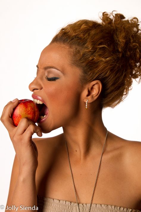 Person Eating Apple Reference, Person Eating Apple, Person Eating, Candid Portraits, High School Portraits, Anatomy Reference, The Pacific Northwest, Commercial Photography, Art Stuff