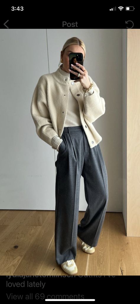 Grey Pullover Outfit, Jeans And Loafers Outfit, Grey Trousers Outfit, Eurotrip Outfits, Palazzo Outfit, Uniqlo Outfit, Comfy Chic Outfits, Lydia Tomlinson, Grey Pants Outfit