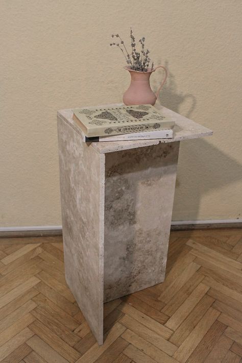 Bed Side Tables Diy, Stone Table Diy, Travertine Diy, Stone Side Table Bedroom, Stone Bedside Table, Travertine Side Table Diy, Diy Bed Side Table, Travertine Nightstand, Travertine Bedside Table