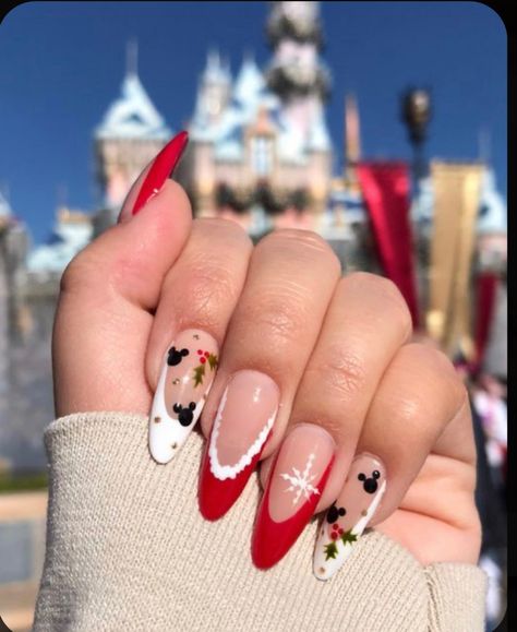 Disney Christmas Nails, Disneyland Nails, Disney Inspired Nails, Disney Acrylic Nails, Mickey Nails, Red Christmas Nails, Cute Christmas Nails, Christmas Gel Nails, Her Nails