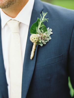 Navy Blue Groomsmen, Blue Groomsmen, Champagne Tie, Groomsmen Looks, Beautiful Oregon, Groom Ties, Groom Looks, Wedding Groomsmen, Navy Suit