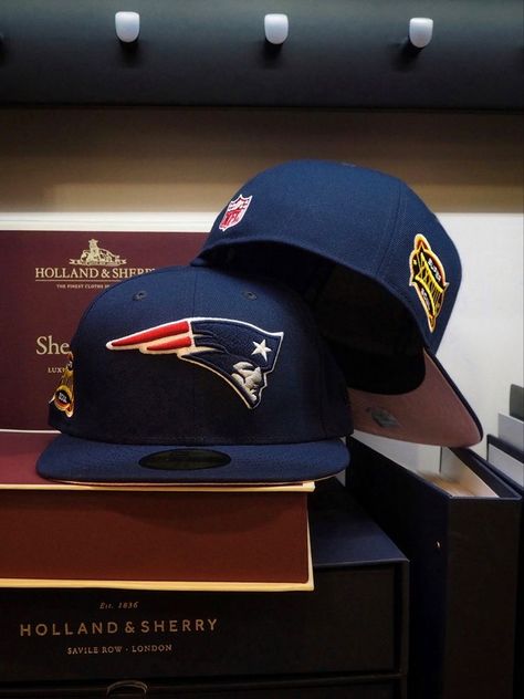 SNAPBACK HATS Savile Row London, Streetwear Caps, New England Patriots Logo, Streetwear Hats, Patriots Logo, Black Sweats, Sweat Band, Cap Collection, Jordan 13 Retro