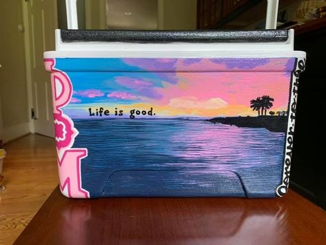 Sorority Coolers Painted, Painted Coolers For Girls Ideas, Cooler Painting Ideas, Pike Cooler, Nola Cooler, Sorority Coolers, Frat Formal, Painted Coolers, College Crafts