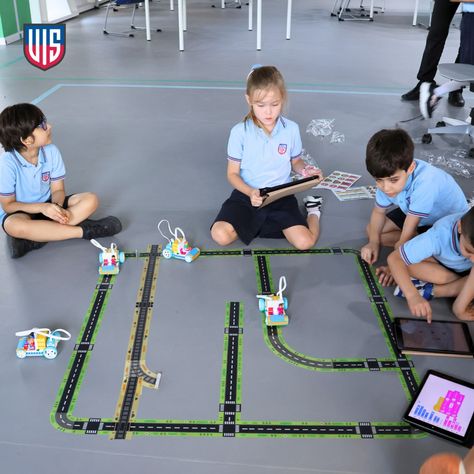 Grade 1 engineers in the making! 🤖 Our Robotics Club sparks young minds, building creativity, and problem-solving skills, one bot at a time. #VisDubai #CCA #roboticsforkids #roboticseducation #Dubai #DubaiSiliconOasis Robotics Club, International School, Problem Solving Skills, Robotics, Grade 1, Problem Solving, Dubai, Engineering, Mindfulness