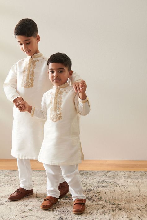 Kids Wedding Dress Boy, Kids Wedding Dresses Boys, Kids Wedding Outfits Boys, Kurta Silhouette, Kids Wedding Outfits, Pakistani Shalwar, Kids Dress Boys, Kids Kurta, Wedding Dresses For Kids