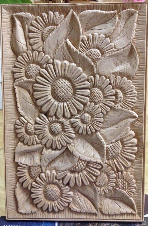 Wood Carved Flowers, Flower Wood Carving, Carved Wood Wall Art, 3d Cnc, Candle Carving, Clay Wall Art, Pottery Painting Designs, Flower Art Drawing, Chip Carving