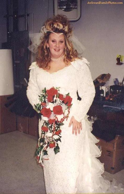 Tacky 80s Wedding Dress Ugly Wedding Dress, Tacky Wedding, 1980s Wedding, Worst Wedding Dress, 80s Wedding, Awkward Wedding Photos, Maroon Wedding, Wedding Hair Inspiration, Vintage Bride