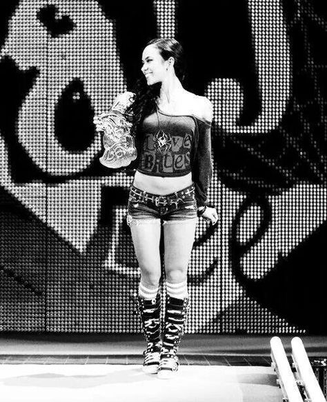 AJ Lee Divas Championship, Wwe Outfits, Wwe Diva, Mickie James, Professional Wrestlers, Aj Lee, Wwe Women, Wwe Legends, Wrestling Divas