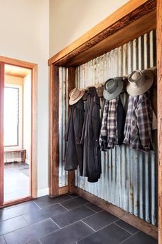 Hat Rack, Grand Designs, Mud Room, Barndominium, Barn House, Ranch House, Decor Rustic, My New Room, Rustic Home Decor