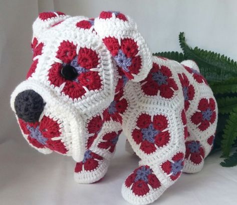 Square Animals, Crocheted Plushies, African Flower Crochet Animals, Crochet Children, Crochet African Flowers, Flower Toy, Crochet Toys Free, Flower Dog, African Flowers