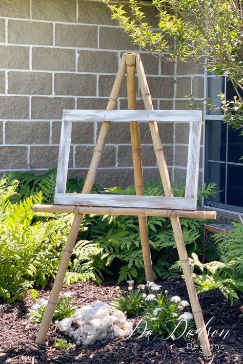 Garden Easel Outdoor Art, Art Easel Diy, Easel Stand Diy, Easel Diy, Diy Easel, Metal Raised Garden Beds, Vertical Garden Design, Wood Easel, Upcycle Garden