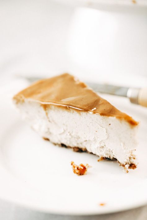 Paleo Chai Caramel Cheesecake - Paleo Gluten Free EatsAddThisFacebookTwitterEmail AppPinterest Chai Caramel, Chai Cheesecake, Caramel Ingredients, Springform Pan Cake, Raw Vegan Desserts, Baking Substitutes, Caramel Cheesecake, Caramel Topping, Paleo Treats