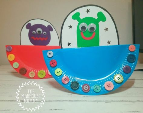 Paper plate UFO craft Family Crafts For Kids, Ufo Craft, Mummy Crafts, Umbrella Craft, Valentine Card Crafts, Paper Flower Wall Hanging, Alien Crafts, Sheep Crafts, Group Crafts