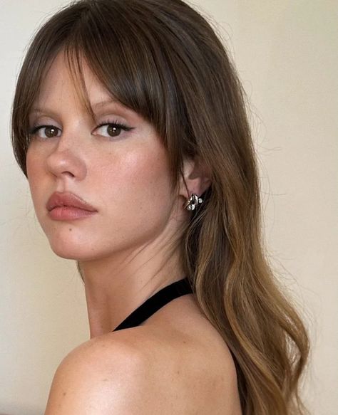 Goth Makeup Looks, Mia Goth, Goth Hair, Goth Makeup, Natural Glam, Mia 3, Goth Aesthetic, Glam Looks, Charli Xcx