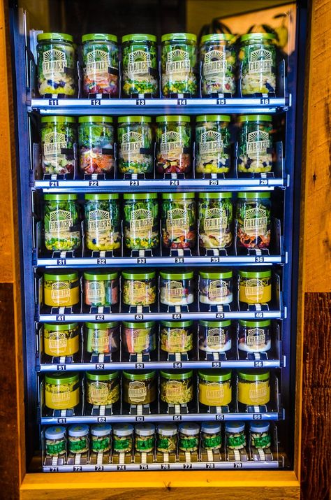 Most Unique Vending Machines - Insider Farmers Fridge, Healthy Vending Machines, Food Vending Machines, Vending Machine Business, Office Snacks, Box Lunches, Boss Woman, Cafe Ideas, Family Office