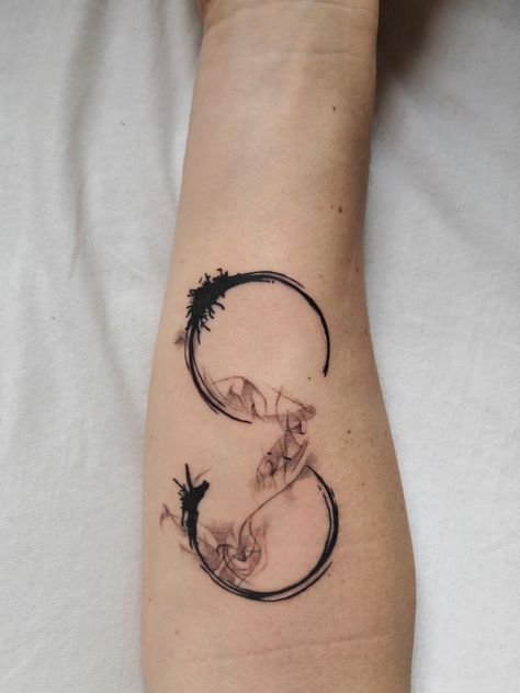 Arrival Tattoo, Heptapod Language, 500 Tattoo, Nice Tattoos, Wolf Tattoo Sleeve, Key Tattoos, Movie Tattoo, Circle Tattoo, Circle Tattoos