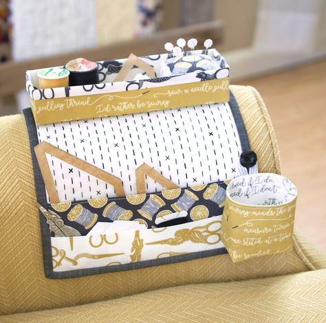 Mini Maker Station Hardware List – lillyella Maker Station, Couch Caddy, Stylish Sewing Patterns, Free Applique Patterns, Sewing Station, Sewing Caddy, Holiday Sewing, Pouch Diy, Diy Case