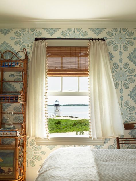 Tom Scheerer Bedroom, Coastal Bedrooms Wallpaper, Coastal Cottage Design Ideas, Southern Beach House Interior, Tom Scheerer Interiors, Vintage Coastal Decor Bedroom, Seaside Home Aesthetic, Summer Cottage Bedroom, Beach Cottage Wallpaper