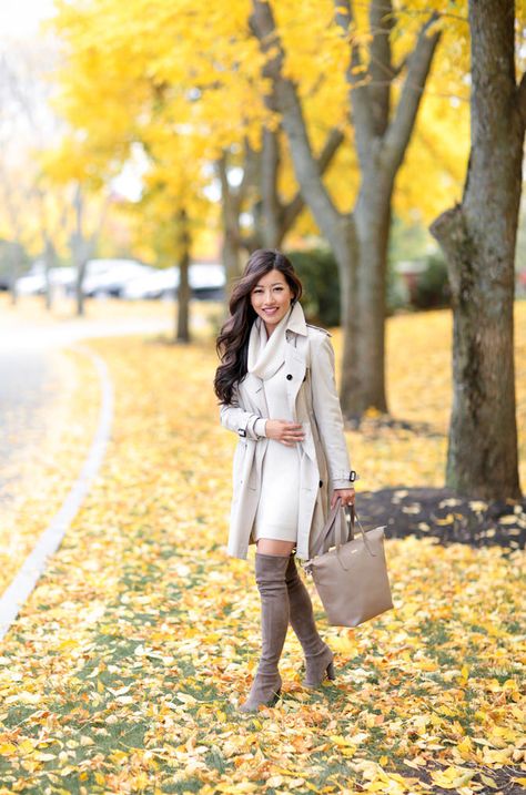 Classic Fall outfits // burberry trench + stuart weitzman highland boots outfit Stuart Weitzman Highland, Look Legging, Extra Petite, Stuart Weitzman Boots, Cute Winter Outfits, Thanksgiving Outfit, Fall Fashion Trends, Dress Outfit, Boots Outfit