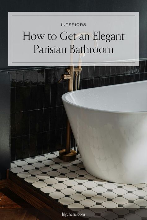 parisian bathroom Paris Bathroom Decor Ideas, French Modern Bathroom, Parisian Bathroom French Style, Parisian Bathroom Decor, Parisian Interior Style, French Apartment Decor, French Interior Style, Parisian Style Decor, Parisian Bathroom