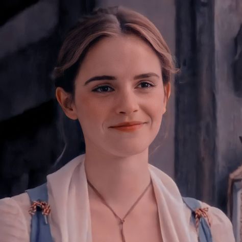 Emma Watson Beauty And The Beast Icon, Emma Watson Aesthetic Icons, Emma Character, Belle Aesthetic, Emma Watson Harry Potter, Emma Watson Belle, Beauty And The Beast Movie, Belle Beauty And The Beast, Emma Stone