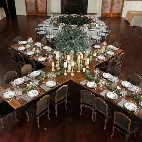 Wedding Table Layouts Floor Plans, Wedding Reception Seating Arrangement, Reception Table Layout, Small Wedding Reception, Wedding Reception Tables Layout, Wedding Floor Plan, Wedding Table Layouts, Seating Arrangement Wedding, Wedding Reception Layout