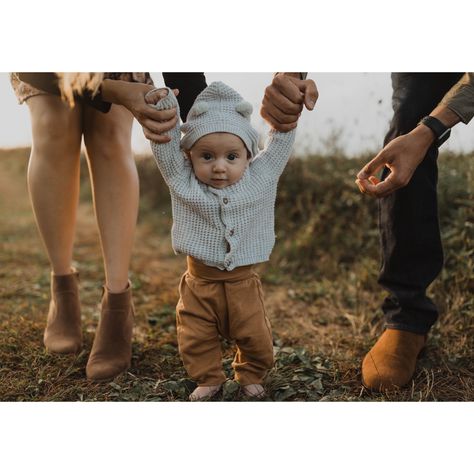 7 Month Old Family Photos, Fall Family Photos By Lake, Family Photos With Baby Winter, Fall Family Pictures With Baby Boy, Fall 6 Month Photos Boy, Fall Family Photos Baby Boy, Baby Boy Family Pictures Outfit, Baby Boy Fall Pictures, Fall Baby Pictures Boy