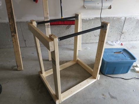 6. Homemade Dip Station Diy Dip Bar, Outdoor Pull Up Bar, Diy Pull Up Bar, Homemade Gym, Homemade Gym Equipment, Weighted Dips, Home Made Gym, Backyard Gym, Diy Gym Equipment