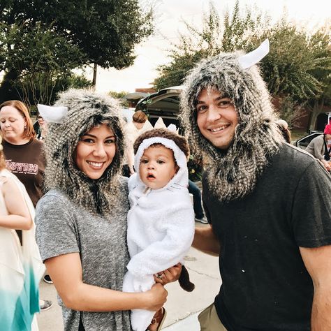 20 DIY Halloween Costumes We're Totally In Love With This Year Where The Wild Things Are Halloween Family, Wild Things Halloween Costume, Wild Things Costume Diy, Wild Thing Costume Diy, Where The Wild Things Are Halloween Costume, Wild Thing Costume, Where The Wild Things Are Halloween, Where The Wild Things Are Family Costume, Where The Wild Things Are Costume