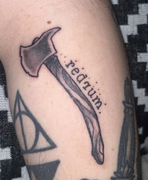 It Tattoos Stephen King, Small Banger Tattoos, The Conjuring Tattoo Ideas, Shinning Tattoos, Small Horror Movie Tattoo Ideas, The Shining Tattoo Ideas, Shining Tattoo Design, It Tattoo Stephen King, Stephen King Tattoo Ideas