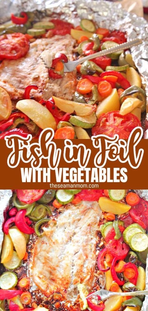 Fish And Veggies In Foil, Baked Fish In Foil, Fish In Foil, Bake Fish, Baked Catfish, Fish Burgers, Oven Baked Fish, Cooked Fish, Baked Fish Fillet