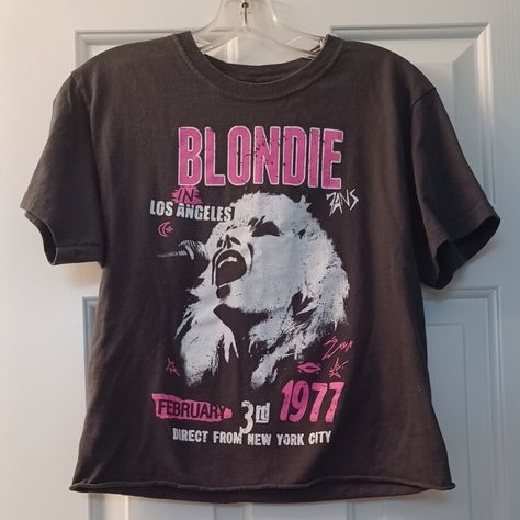 Product on Gem Blondie Band, Graphic Band Tees, Debbie Harry, Tina Turner, Band Tees, Black Shorts, Cute Outfits, Band, T Shirt