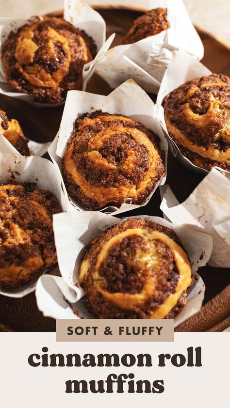 Cinnamon Bun Muffins, Cinnamon Rolls Muffins, Winter Muffin Recipes, Loaded Muffins, Baking Besties, Muffins With Cream Cheese Frosting, Cafe Treats, Fluffiest Cinnamon Rolls, Muffins With Cream Cheese